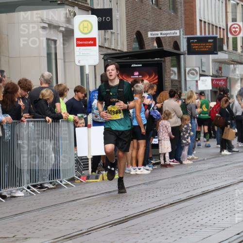 13.09.2026 - 21. swb-Marathon Bremen Strokosch-Dieckow http://msf.ph/oto/10287559 13.09.2026 10:42:51 Ziel 10336, 10456, 11042, 11143, 11265, 11442, 11632, 12053, 12469, 13523, 10235, 10312, 10816, 10988, 11779, 12281, 13580 meine-sportfotos.de