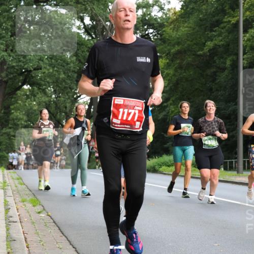 13.09.2026 - 21. swb-Marathon Bremen TobiasT http://msf.ph/oto/10287675 13.09.2026 12:22:30 Laufen 1171 meine-sportfotos.de