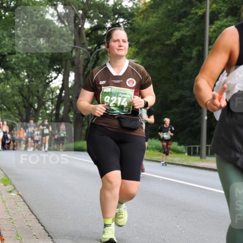 13.09.2026 - 21. swb-Marathon Bremen TobiasT http://msf.ph/oto/10287682 13.09.2026 12:22:36 Laufen 9214 meine-sportfotos.de