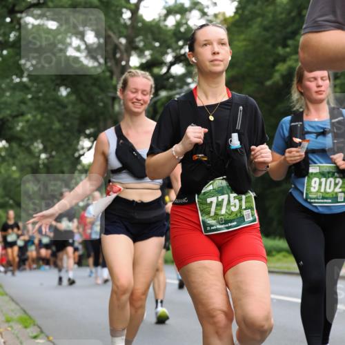 13.09.2026 - 21. swb-Marathon Bremen TobiasT http://msf.ph/oto/10287946 13.09.2026 12:23:38 Laufen 7751, 21, 26, 9102 meine-sportfotos.de