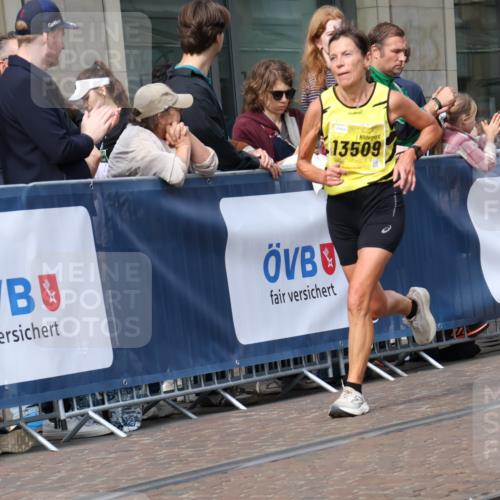 13.09.2026 - 21. swb-Marathon Bremen Strokosch-Dieckow http://msf.ph/oto/10288039 13.09.2026 10:43:33 Ziel 10337, 10342, 11019, 11208, 11312, 11447, 11614, 11930, 11948, 12250, 12253, 12436, 12559, 13509, 13538, 10328, 10346, 10456, 10618, 10742, 11468, 11607, 11826, 12406, 12469, 13509 meine-sportfotos.de