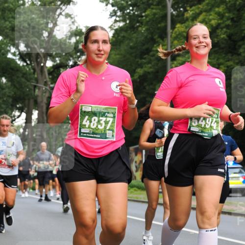 13.09.2026 - 21. swb-Marathon Bremen TobiasT http://msf.ph/oto/10288302 13.09.2026 12:24:28 Laufen 20, 4837, 6406, 21, 26, 5494, 6154, 240 meine-sportfotos.de