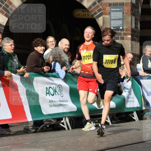 13.09.2026 - 21. swb-Marathon Bremen Strokosch-Dieckow http://msf.ph/oto/10288378 13.09.2026 10:40:08 Ziel 11198, 11721, 12144, 12339, 13519, 13642 meine-sportfotos.de