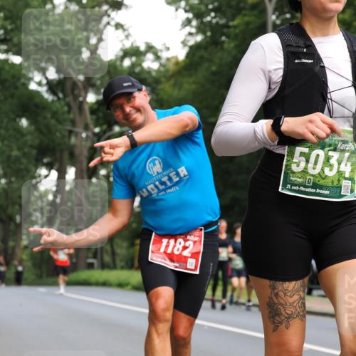 13.09.2026 - 21. swb-Marathon Bremen TobiasT http://msf.ph/oto/10288557 13.09.2026 12:25:05 Laufen 5034, 21, 026, 1182 meine-sportfotos.de