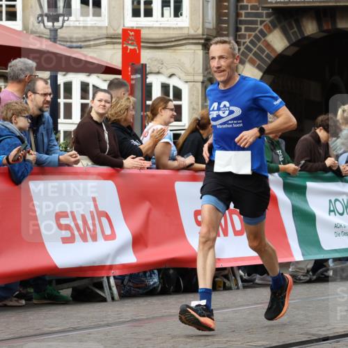 13.09.2026 - 21. swb-Marathon Bremen Strokosch-Dieckow http://msf.ph/oto/10288697 13.09.2026 10:41:03 Ziel 10520, 10575, 11903, 12477, 13563, 11077, 11201 meine-sportfotos.de