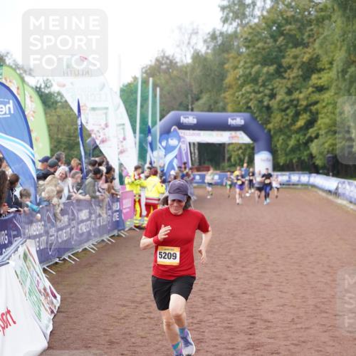 13.09.2026 - Airport Race Dennis Weichert http://msf.ph/oto/10289352 13.09.2026 10:30:57 Ziel  meine-sportfotos.de