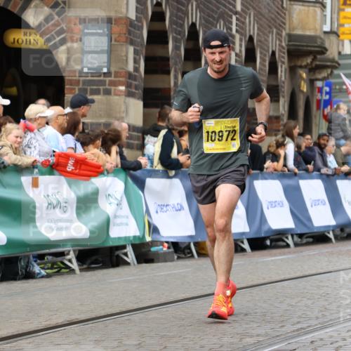 13.09.2026 - 21. swb-Marathon Bremen Strokosch-Dieckow http://msf.ph/oto/10289480 13.09.2026 10:41:56 Ziel 10341, 11426, 11527, 11628, 11944, 12246, 12442, 12455, 13586, 13600, 12426, 13585, 13621 meine-sportfotos.de