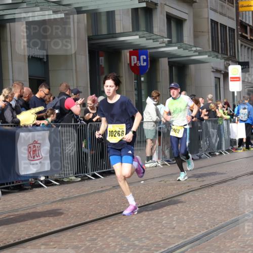 13.09.2026 - 21. swb-Marathon Bremen Strokosch-Dieckow http://msf.ph/oto/10289581 13.09.2026 10:44:49 Ziel 10096, 10143, 10214, 10628, 10735, 10866, 11020, 11396, 11695, 12054, 13591, 10266, 10454, 10628, 10806, 10861, 11615, 11692, 11704, 12302, 12425, 12473 meine-sportfotos.de