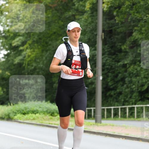 13.09.2026 - 21. swb-Marathon Bremen TobiasT http://msf.ph/oto/10290073 13.09.2026 12:30:05 Laufen 26 meine-sportfotos.de