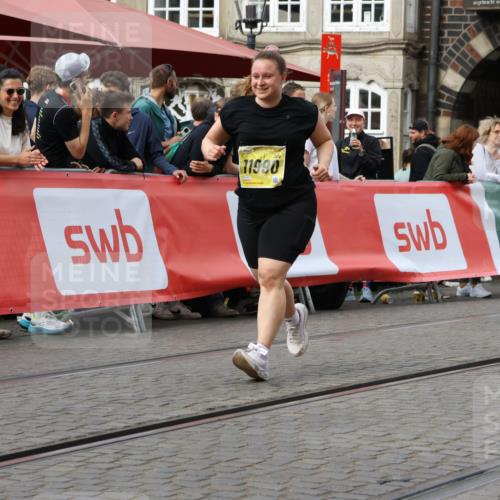 13.09.2026 - 21. swb-Marathon Bremen Strokosch-Dieckow http://msf.ph/oto/10290088 13.09.2026 11:15:17 Ziel 10271, 10325, 10557, 10605, 10752, 10776, 10805, 11085, 11288, 11645, 11673, 11694, 11810, 11876, 11974, 12110, 12191, 12193, 12333, 10606, 11424 meine-sportfotos.de