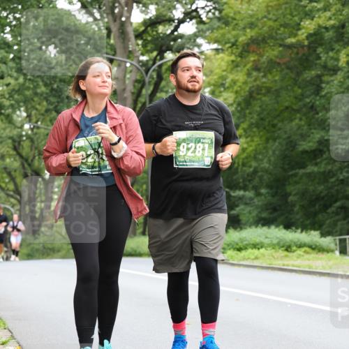 13.09.2026 - 21. swb-Marathon Bremen TobiasT http://msf.ph/oto/10290111 13.09.2026 12:30:10 Laufen 9281, 21, 2 meine-sportfotos.de