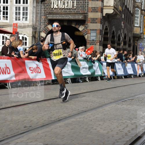 13.09.2026 - 21. swb-Marathon Bremen Strokosch-Dieckow http://msf.ph/oto/10290158 13.09.2026 10:45:25 Ziel 10096, 10143, 10214, 10735, 10866, 11020, 11396, 13591, 10318, 10352, 10536, 10541, 10583, 11063, 11088, 11209, 11232, 11749, 12290, 12355, 13532, 13628 meine-sportfotos.de