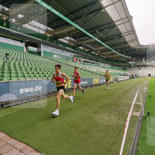 13.09.2026 - 21. swb-Marathon Bremen Michael Burmester http://msf.ph/oto/10290349 13.09.2026 10:16:12 Laufen im Stadion 10597, 12272, 13501, 13515, 13517, 13525, 13542, 13547, 13567, 13623, 13627, 13635 meine-sportfotos.de