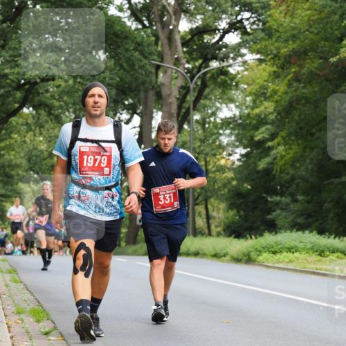 13.09.2026 - 21. swb-Marathon Bremen TobiasT http://msf.ph/oto/10290850 13.09.2026 12:32:37 Laufen 1979, 331 meine-sportfotos.de