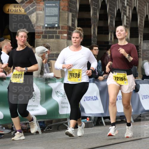 13.09.2026 - 21. swb-Marathon Bremen Strokosch-Dieckow http://msf.ph/oto/10291017 13.09.2026 11:16:18 Ziel 10474, 10665, 11217, 11307, 11549, 11613, 11768, 11778, 11897, 11940, 12046, 12306, 10242, 11274, 12057, 12102 meine-sportfotos.de