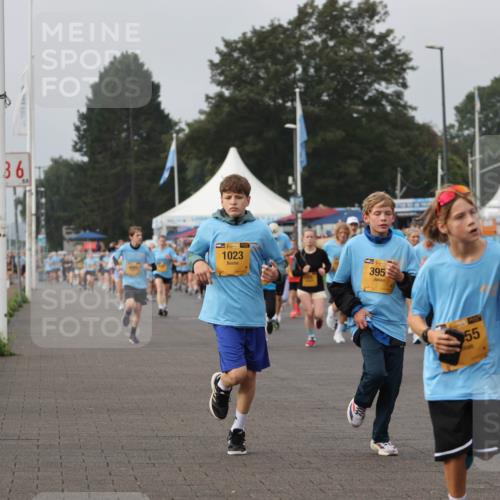 13.09.2026 - Kiel Lauf Andreas Tolksdorf http://msf.ph/oto/10291232 13.09.2026 09:25:15 Kiellinie 36, 38, 1023, 395, 55, 11721, 123 meine-sportfotos.de