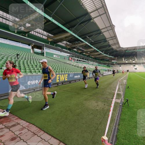 13.09.2026 - 21. swb-Marathon Bremen Michael Burmester http://msf.ph/oto/10291256 13.09.2026 10:24:16 Laufen im Stadion 10235, 10328, 10337, 10341, 10358, 10456, 10520, 10575, 10592, 10593, 10618, 10632, 10775, 10782, 10816, 10972, 11042, 11127, 11143, 11198, 11201, 11227, 11265, 11373, 11375, 11426, 11442, 11468, 11527, 11607, 11628, 11630, 11632, 11704, 11713, 11721, 11779, 11826, 11895, 11903, 11948, 12053, 12144, 12209, 12246, 12281, 12339, 12395, 12404, 12406, 12442, 12468, 12469, 12477, 12525, 13520, 13556, 13563, 13566, 13580, 13585, 13586, 13616, 13642, 10261 meine-sportfotos.de