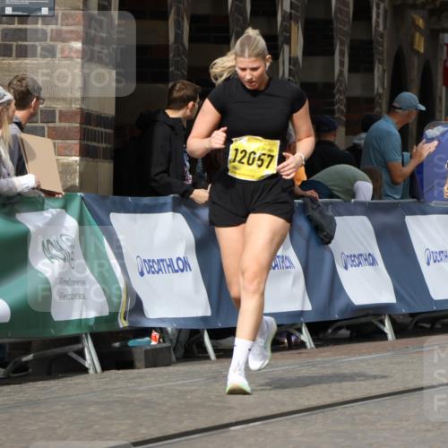 13.09.2026 - 21. swb-Marathon Bremen Strokosch-Dieckow http://msf.ph/oto/10291326 13.09.2026 11:16:28 Ziel 10665, 11026, 11081, 11139, 11181, 11200, 11217, 11264, 11385, 11448, 11549, 11573, 11613, 11768, 12046, 12151, 12306, 12539, 13508, 12102, 12158 meine-sportfotos.de