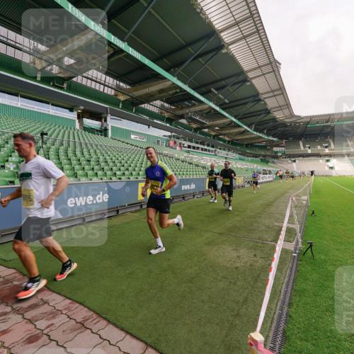 13.09.2026 - 21. swb-Marathon Bremen Michael Burmester http://msf.ph/oto/10291348 13.09.2026 10:24:41 Laufen im Stadion 10143, 10235, 10312, 10328, 10336, 10337, 10341, 10358, 10456, 10520, 10592, 10593, 10618, 10632, 10775, 10782, 10816, 10861, 10972, 10988, 11042, 11108, 11143, 11201, 11265, 11373, 11375, 11426, 11442, 11468, 11527, 11607, 11615, 11628, 11630, 11632, 11704, 11713, 11758, 11779, 11826, 11895, 11903, 11948, 12053, 12144, 12246, 12281, 12339, 12404, 12406, 12442, 12468, 12469, 12477, 12525, 13520, 13563, 13566, 13580, 13585, 13586, 10261 meine-sportfotos.de