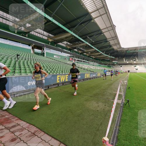 13.09.2026 - 21. swb-Marathon Bremen Michael Burmester http://msf.ph/oto/10291385 13.09.2026 10:24:51 Laufen im Stadion 10143, 10235, 10312, 10328, 10336, 10337, 10341, 10346, 10358, 10456, 10520, 10592, 10593, 10618, 10632, 10775, 10782, 10816, 10861, 10972, 10988, 11020, 11042, 11108, 11143, 11201, 11265, 11312, 11373, 11375, 11426, 11442, 11447, 11468, 11527, 11607, 11614, 11615, 11628, 11630, 11632, 11704, 11758, 11779, 11826, 11895, 11903, 11948, 12144, 12246, 12281, 12404, 12406, 12442, 12468, 12469, 12477, 12525, 13520, 13566, 13580, 13585, 13586, 10261 meine-sportfotos.de