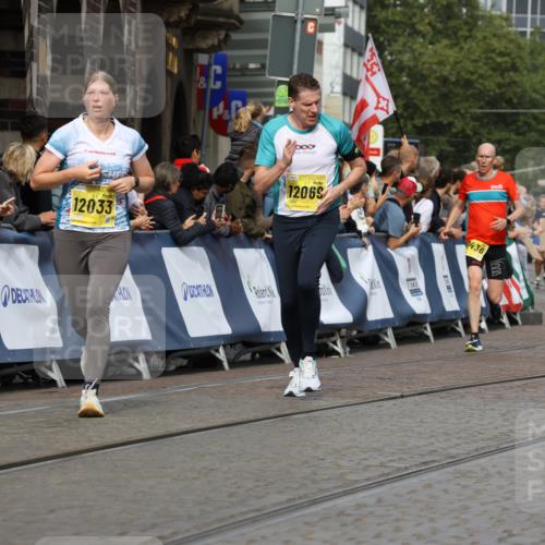 13.09.2026 - 21. swb-Marathon Bremen Strokosch-Dieckow http://msf.ph/oto/10291387 13.09.2026 10:45:58 Ziel 10352, 10464, 10536, 10541, 10583, 10987, 11015, 11063, 11088, 11209, 11232, 11279, 11559, 11749, 11762, 11845, 12087, 12290, 12355, 13532, 13595, 13628, 10447, 10992, 11925, 11956, 13529, 13609, 13612, 13640 meine-sportfotos.de
