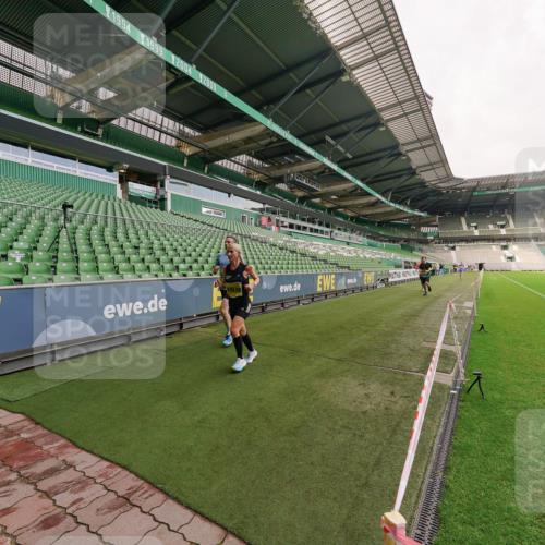 13.09.2026 - 21. swb-Marathon Bremen Michael Burmester http://msf.ph/oto/10291462 13.09.2026 10:25:09 Laufen im Stadion 10143, 10312, 10328, 10336, 10337, 10342, 10346, 10358, 10456, 10520, 10593, 10618, 10632, 10742, 10775, 10816, 10861, 10972, 10988, 11019, 11020, 11042, 11088, 11108, 11143, 11201, 11265, 11312, 11373, 11375, 11426, 11442, 11447, 11468, 11527, 11607, 11614, 11615, 11628, 11630, 11632, 11704, 11758, 11779, 11826, 11895, 11903, 11948, 12144, 12246, 12281, 12406, 12442, 12468, 12469, 12477, 12525, 13520, 13566, 13580, 13585, 13586 meine-sportfotos.de