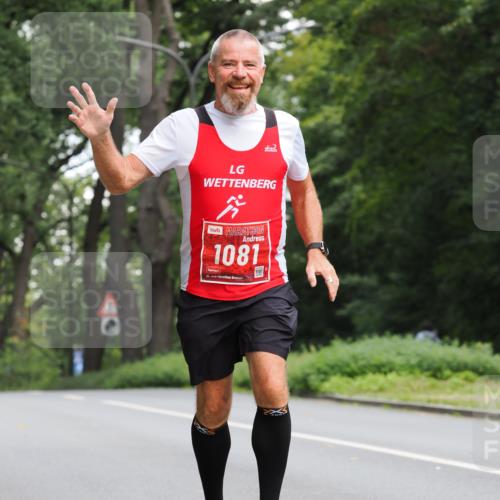 13.09.2026 - 21. swb-Marathon Bremen TobiasT http://msf.ph/oto/10291600 13.09.2026 12:35:39 Laufen 1081, 21 meine-sportfotos.de