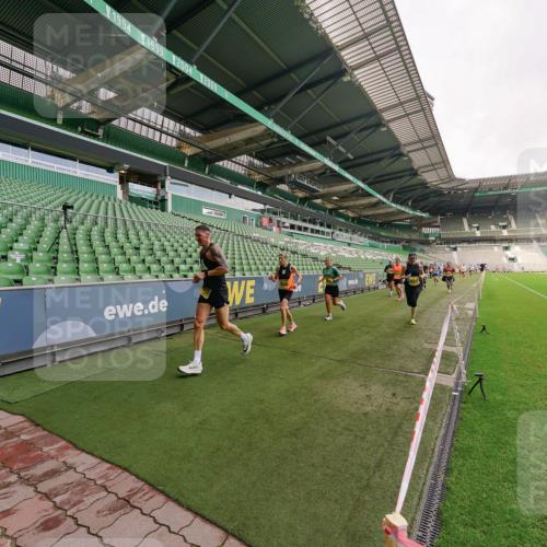 13.09.2026 - 21. swb-Marathon Bremen Michael Burmester http://msf.ph/oto/10291603 13.09.2026 10:26:05 Laufen im Stadion 10143, 10210, 10214, 10228, 10312, 10318, 10328, 10336, 10337, 10342, 10346, 10352, 10358, 10398, 10436, 10445, 10447, 10454, 10456, 10464, 10504, 10536, 10541, 10583, 10593, 10632, 10735, 10742, 10775, 10806, 10807, 10816, 10861, 10866, 10873, 10987, 10988, 11015, 11019, 11020, 11088, 11108, 11130, 11135, 11155, 11187, 11199, 11209, 11232, 11265, 11279, 11312, 11375, 11442, 11447, 11468, 11527, 11607, 11614, 11615, 11704, 11758, 11948, 12281, 12406 meine-sportfotos.de