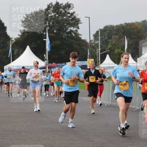 13.09.2026 - Kiel Lauf Andreas Tolksdorf http://msf.ph/oto/10291647 13.09.2026 09:25:26 Kiellinie 6, 5530, 2608, 8300, 2437, 39, 6797 meine-sportfotos.de