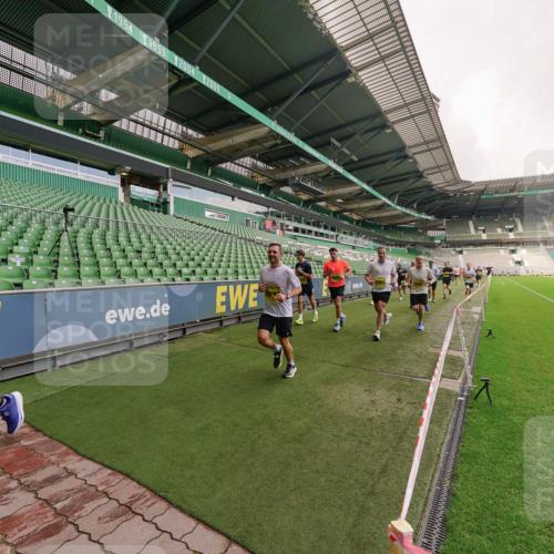 13.09.2026 - 21. swb-Marathon Bremen Michael Burmester http://msf.ph/oto/10291750 13.09.2026 10:26:39 Laufen im Stadion 10096, 10142, 10143, 10172, 10210, 10214, 10228, 10231, 10269, 10289, 10310, 10312, 10318, 10319, 10342, 10346, 10352, 10398, 10436, 10445, 10447, 10454, 10464, 10489, 10504, 10514, 10536, 10541, 10566, 10583, 10628, 10638, 10735, 10742, 10744, 10806, 10807, 10866, 10873, 10897, 10898, 10956, 10987, 10988, 10992, 11015, 11019, 11020, 11060, 11063, 11088, 11108, 11110, 11130, 11135, 11148, 11155, 11187, 11193, 11199, 11209, 11232, 11279, 11312, 11447, 11614 meine-sportfotos.de