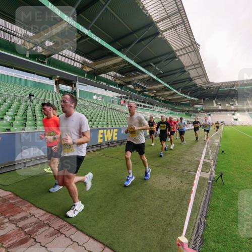 13.09.2026 - 21. swb-Marathon Bremen Michael Burmester http://msf.ph/oto/10291769 13.09.2026 10:26:41 Laufen im Stadion 10096, 10142, 10143, 10172, 10210, 10214, 10228, 10231, 10269, 10289, 10310, 10312, 10318, 10319, 10342, 10346, 10352, 10398, 10436, 10445, 10447, 10454, 10464, 10489, 10504, 10514, 10536, 10541, 10566, 10583, 10628, 10638, 10735, 10742, 10744, 10806, 10807, 10866, 10873, 10897, 10898, 10956, 10987, 10988, 10992, 11015, 11019, 11020, 11060, 11063, 11088, 11108, 11110, 11130, 11135, 11148, 11155, 11187, 11193, 11199, 11209, 11232, 11279, 11312, 11447, 11614 meine-sportfotos.de
