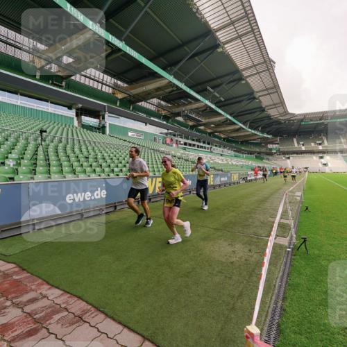13.09.2026 - 21. swb-Marathon Bremen Michael Burmester http://msf.ph/oto/10291832 13.09.2026 10:26:49 Laufen im Stadion 10096, 10142, 10172, 10210, 10214, 10228, 10231, 10269, 10289, 10310, 10312, 10318, 10319, 10342, 10346, 10352, 10398, 10436, 10445, 10447, 10454, 10464, 10489, 10504, 10514, 10536, 10541, 10566, 10583, 10628, 10638, 10735, 10742, 10744, 10806, 10807, 10866, 10873, 10897, 10898, 10956, 10987, 10988, 10992, 11015, 11019, 11020, 11060, 11063, 11088, 11108, 11110, 11130, 11135, 11148, 11155, 11187, 11193, 11199, 11209, 11232, 11279, 11312, 11447, 11614 meine-sportfotos.de