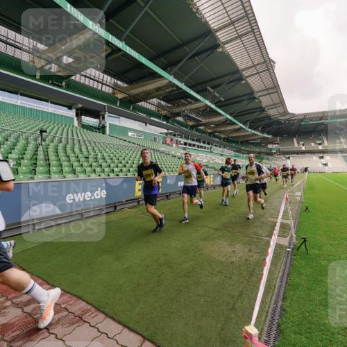 13.09.2026 - 21. swb-Marathon Bremen Michael Burmester http://msf.ph/oto/10291986 13.09.2026 10:27:16 Laufen im Stadion 10096, 10142, 10172, 10189, 10210, 10214, 10223, 10228, 10231, 10269, 10289, 10293, 10310, 10318, 10319, 10352, 10393, 10398, 10436, 10445, 10447, 10454, 10464, 10489, 10504, 10514, 10536, 10541, 10566, 10583, 10594, 10628, 10638, 10735, 10744, 10806, 10807, 10846, 10860, 10866, 10873, 10897, 10898, 10917, 10956, 10987, 10992, 11015, 11060, 11063, 11076, 11110, 11111, 11130, 11135, 11148, 11155, 11187, 11193, 11199, 11209, 11232, 11279 meine-sportfotos.de