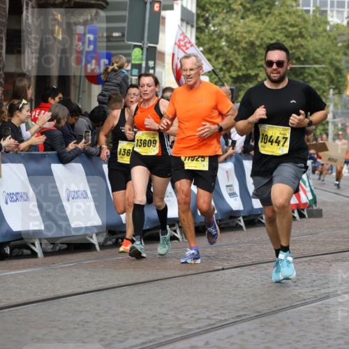 13.09.2026 - 21. swb-Marathon Bremen Strokosch-Dieckow http://msf.ph/oto/10292023 13.09.2026 10:46:17 Ziel 10436, 11015, 11762, 11956, 12033, 12069, 12556, 12557, 13529, 13612, 10228, 10897, 11110, 11287, 11356 meine-sportfotos.de