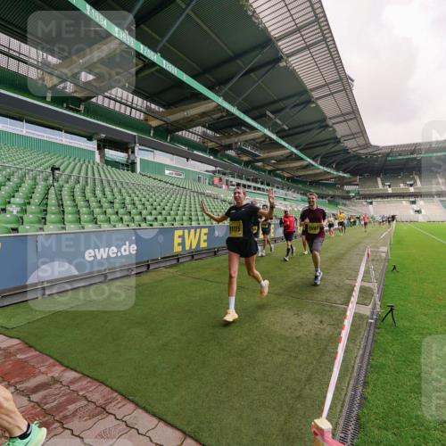 13.09.2026 - 21. swb-Marathon Bremen Michael Burmester http://msf.ph/oto/10292024 13.09.2026 10:27:21 Laufen im Stadion 10096, 10142, 10172, 10189, 10210, 10214, 10223, 10228, 10231, 10269, 10289, 10293, 10310, 10318, 10319, 10329, 10352, 10393, 10398, 10436, 10445, 10447, 10454, 10464, 10489, 10504, 10508, 10514, 10536, 10541, 10566, 10583, 10594, 10628, 10638, 10735, 10744, 10806, 10807, 10846, 10860, 10866, 10873, 10897, 10898, 10917, 10956, 10987, 10992, 11015, 11060, 11063, 11076, 11110, 11111, 11130, 11135, 11148, 11155, 11187, 11193, 11199, 11209, 11232, 11279 meine-sportfotos.de