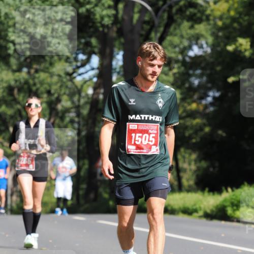 13.09.2026 - 21. swb-Marathon Bremen TobiasT http://msf.ph/oto/10292052 13.09.2026 12:44:30 Laufen 265, 1505, 21, 26 meine-sportfotos.de