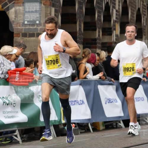 13.09.2026 - 21. swb-Marathon Bremen Strokosch-Dieckow http://msf.ph/oto/10292286 13.09.2026 10:46:25 Ziel 10436, 10447, 10992, 11925, 11956, 12556, 12557, 13529, 13609, 13612, 13640, 10590, 10897, 11110, 11155, 11356, 12035, 13511 meine-sportfotos.de