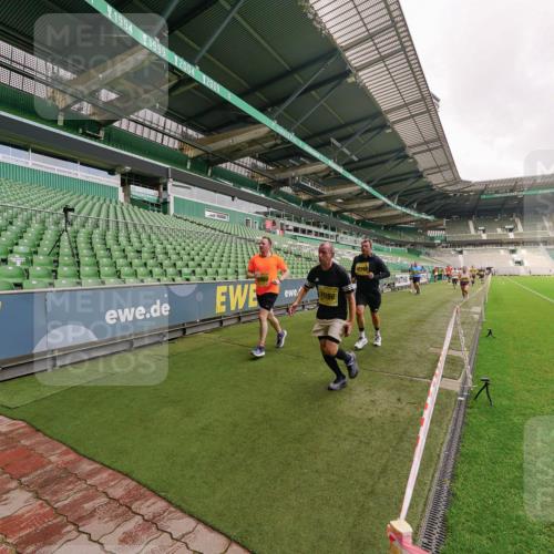 13.09.2026 - 21. swb-Marathon Bremen Michael Burmester http://msf.ph/oto/10292721 13.09.2026 10:29:20 Laufen im Stadion 10162, 10170, 10183, 10189, 10193, 10200, 10218, 10233, 10253, 10267, 10270, 10293, 10294, 10316, 10329, 10334, 10348, 10381, 10392, 10421, 10426, 10452, 10467, 10508, 10525, 10537, 10538, 10544, 10585, 10594, 10652, 10655, 10709, 10734, 10739, 10761, 10763, 10764, 10770, 10808, 10814, 10825, 10827, 10835, 10840, 10876, 10887, 10906, 10910, 10917, 10923, 10966, 10993, 11005, 11007, 11018, 11035, 11058, 11087, 11092, 11109, 11170 meine-sportfotos.de