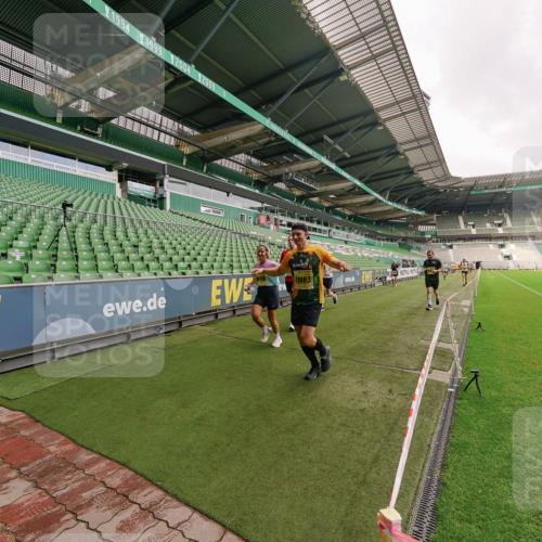 13.09.2026 - 21. swb-Marathon Bremen Michael Burmester http://msf.ph/oto/10292751 13.09.2026 10:29:30 Laufen im Stadion 10162, 10170, 10183, 10193, 10200, 10218, 10233, 10253, 10267, 10270, 10294, 10316, 10329, 10334, 10348, 10381, 10392, 10421, 10426, 10452, 10467, 10525, 10537, 10538, 10544, 10585, 10641, 10652, 10655, 10709, 10734, 10739, 10761, 10763, 10764, 10770, 10780, 10808, 10814, 10825, 10827, 10835, 10840, 10876, 10887, 10906, 10910, 10923, 10966, 10993, 11002, 11005, 11007, 11018, 11035, 11058, 11087, 11092, 11109, 11170 meine-sportfotos.de