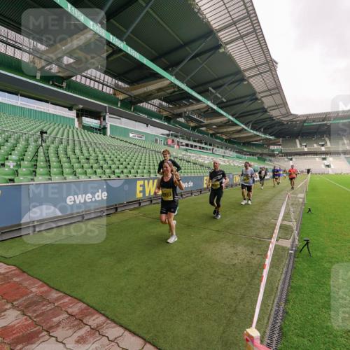 13.09.2026 - 21. swb-Marathon Bremen Michael Burmester http://msf.ph/oto/10292834 13.09.2026 10:29:50 Laufen im Stadion 10162, 10170, 10183, 10193, 10200, 10218, 10233, 10253, 10267, 10294, 10304, 10316, 10334, 10339, 10348, 10359, 10381, 10392, 10421, 10426, 10452, 10467, 10515, 10525, 10537, 10538, 10544, 10585, 10588, 10641, 10652, 10709, 10734, 10739, 10761, 10763, 10764, 10780, 10808, 10825, 10827, 10835, 10837, 10840, 10862, 10863, 10876, 10884, 10887, 10906, 10910, 10923, 10966, 10984, 10993, 11002, 11005, 11007, 11018, 11035, 11038, 11058, 11109, 11170 meine-sportfotos.de