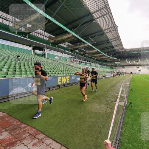 13.09.2026 - 21. swb-Marathon Bremen Michael Burmester http://msf.ph/oto/10292899 13.09.2026 10:30:02 Laufen im Stadion 10162, 10170, 10174, 10183, 10193, 10200, 10218, 10233, 10253, 10267, 10281, 10304, 10334, 10339, 10348, 10359, 10381, 10392, 10421, 10426, 10452, 10467, 10515, 10525, 10537, 10585, 10588, 10641, 10652, 10714, 10734, 10739, 10761, 10763, 10764, 10765, 10780, 10808, 10825, 10827, 10835, 10837, 10840, 10862, 10863, 10876, 10884, 10886, 10887, 10906, 10910, 10923, 10966, 10984, 11002, 11005, 11007, 11018, 11035, 11038, 11109 meine-sportfotos.de