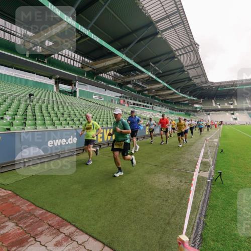 13.09.2026 - 21. swb-Marathon Bremen Michael Burmester http://msf.ph/oto/10293287 13.09.2026 10:31:29 Laufen im Stadion 10141, 10146, 10174, 10193, 10222, 10227, 10246, 10255, 10281, 10284, 10304, 10339, 10359, 10392, 10443, 10448, 10471, 10478, 10479, 10503, 10515, 10517, 10518, 10529, 10540, 10543, 10555, 10577, 10579, 10588, 10589, 10608, 10610, 10626, 10631, 10641, 10646, 10652, 10684, 10685, 10703, 10704, 10708, 10714, 10725, 10757, 10765, 10780, 10808, 10821, 10822, 10837, 10838, 10862, 10863, 10884, 10886, 10906, 10984, 11002, 11038, 11350, 11379 meine-sportfotos.de