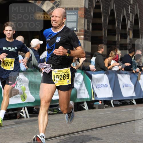 13.09.2026 - 21. swb-Marathon Bremen Strokosch-Dieckow http://msf.ph/oto/10293561 13.09.2026 10:47:08 Ziel 10289, 10445, 10504, 11199, 11212, 11661, 11783, 12364, 12375, 10319, 10898, 11187, 11269, 11462, 11650, 11651, 11814, 12048, 12195, 12298, 13528, 13545, 13589 meine-sportfotos.de