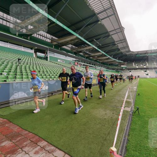 13.09.2026 - 21. swb-Marathon Bremen Michael Burmester http://msf.ph/oto/10293625 13.09.2026 10:32:46 Laufen im Stadion 10067, 10078, 10146, 10166, 10184, 10203, 10211, 10222, 10226, 10243, 10246, 10249, 10255, 10256, 10300, 10322, 10365, 10372, 10374, 10379, 10383, 10394, 10408, 10410, 10423, 10443, 10471, 10478, 10486, 10494, 10503, 10517, 10518, 10529, 10530, 10540, 10543, 10550, 10555, 10565, 10579, 10589, 10608, 10610, 10626, 10631, 10646, 10670, 10673, 10675, 10687, 10690, 10703, 10704, 10707, 10708, 10721, 10725, 10728, 10745, 10749, 10750, 10771, 10788, 10794, 10798 meine-sportfotos.de
