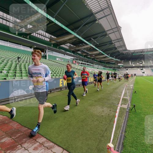 13.09.2026 - 21. swb-Marathon Bremen Michael Burmester http://msf.ph/oto/10293636 13.09.2026 10:32:47 Laufen im Stadion 10067, 10078, 10146, 10166, 10184, 10203, 10211, 10222, 10226, 10243, 10246, 10249, 10255, 10256, 10300, 10322, 10365, 10372, 10374, 10379, 10383, 10394, 10408, 10410, 10423, 10443, 10471, 10478, 10486, 10494, 10503, 10517, 10518, 10529, 10530, 10540, 10543, 10550, 10555, 10565, 10579, 10589, 10608, 10610, 10626, 10631, 10646, 10670, 10673, 10675, 10687, 10690, 10703, 10704, 10707, 10708, 10721, 10725, 10728, 10745, 10749, 10750, 10771, 10788, 10794, 10798 meine-sportfotos.de
