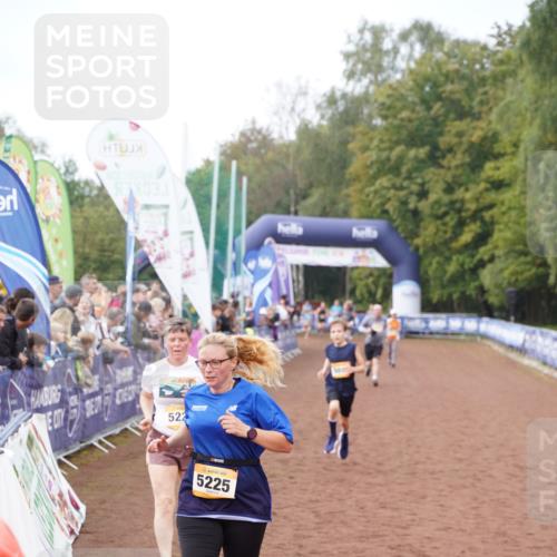 13.09.2026 - Airport Race Dennis Weichert http://msf.ph/oto/10293665 13.09.2026 10:32:51 Ziel 4166, 5019, 5223, 5225, 5324 meine-sportfotos.de