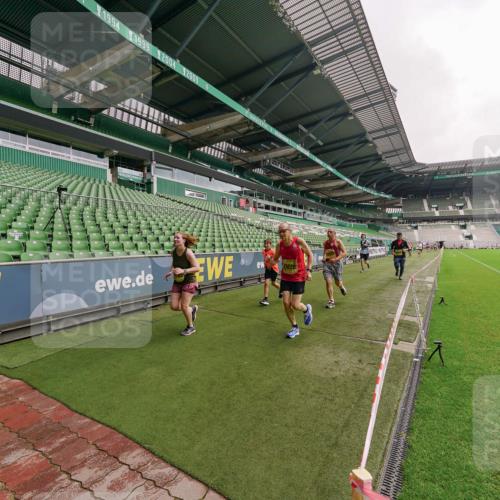 13.09.2026 - 21. swb-Marathon Bremen Michael Burmester http://msf.ph/oto/10293712 13.09.2026 10:33:00 Laufen im Stadion 10018, 10067, 10078, 10166, 10184, 10203, 10211, 10226, 10236, 10243, 10246, 10249, 10255, 10256, 10297, 10300, 10322, 10365, 10372, 10374, 10379, 10383, 10394, 10408, 10410, 10423, 10428, 10443, 10486, 10494, 10503, 10517, 10518, 10529, 10530, 10540, 10543, 10550, 10565, 10578, 10608, 10631, 10646, 10670, 10673, 10675, 10687, 10690, 10703, 10704, 10707, 10721, 10725, 10728, 10745, 10749, 10750, 10771, 10787, 10788, 10794, 10798 meine-sportfotos.de