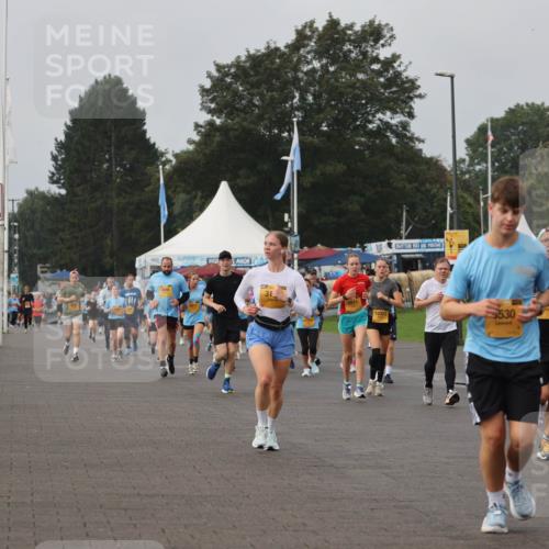 13.09.2026 - Kiel Lauf Andreas Tolksdorf http://msf.ph/oto/10293957 13.09.2026 09:25:27 Kiellinie 36, 31, 7753, 5011, 8, 10353, 530 meine-sportfotos.de