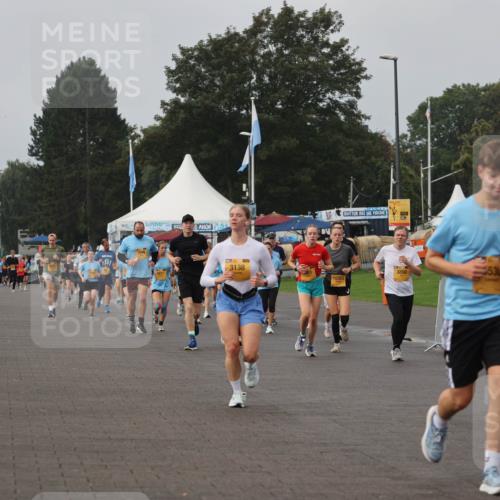 13.09.2026 - Kiel Lauf Andreas Tolksdorf http://msf.ph/oto/10293959 13.09.2026 09:25:28 Kiellinie 36, 3138, 5811, 11, 3850, 10353 meine-sportfotos.de