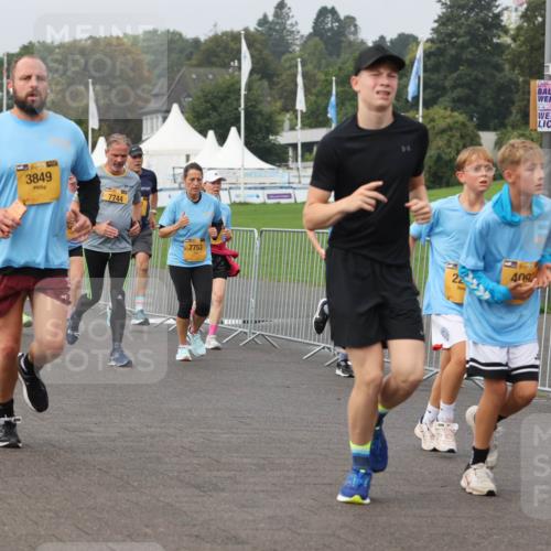 13.09.2026 - Kiel Lauf Andreas Tolksdorf http://msf.ph/oto/10293996 13.09.2026 09:25:36 Kiellinie 256, 5811, 1508, 39, 3849, 7744, 7753, 409 meine-sportfotos.de